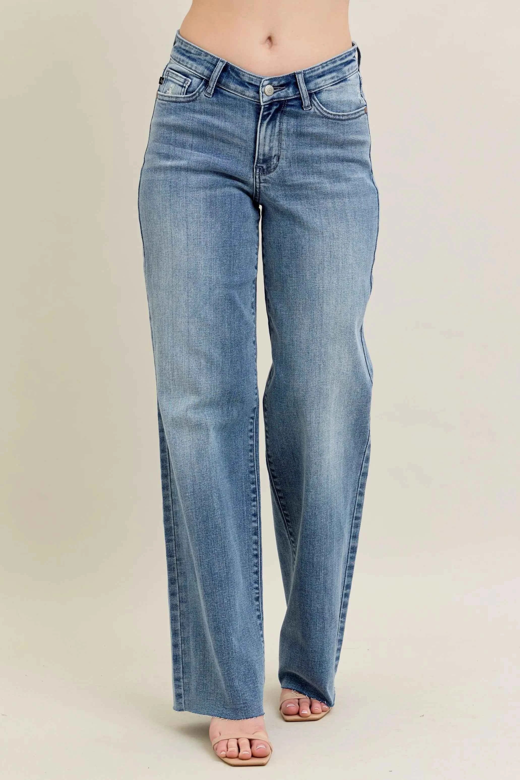 Judy Blue Full Size V - Front Baggy Jeans Plus Size Judy Blue Full Size V - Front Baggy Jeans Plus Size