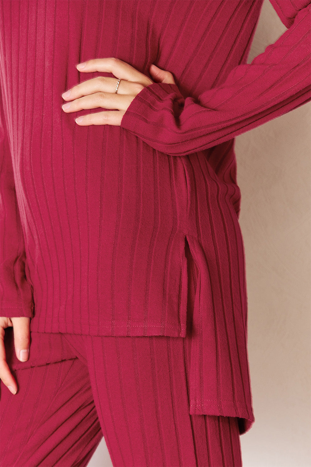 Basic Bae Full Size Ribbed Round Neck High-Low Slit Top and Pants Set Basic Bae Full Size Ribbed Round Neck High-Low Slit Top and Pants Set - TopFashionHQ