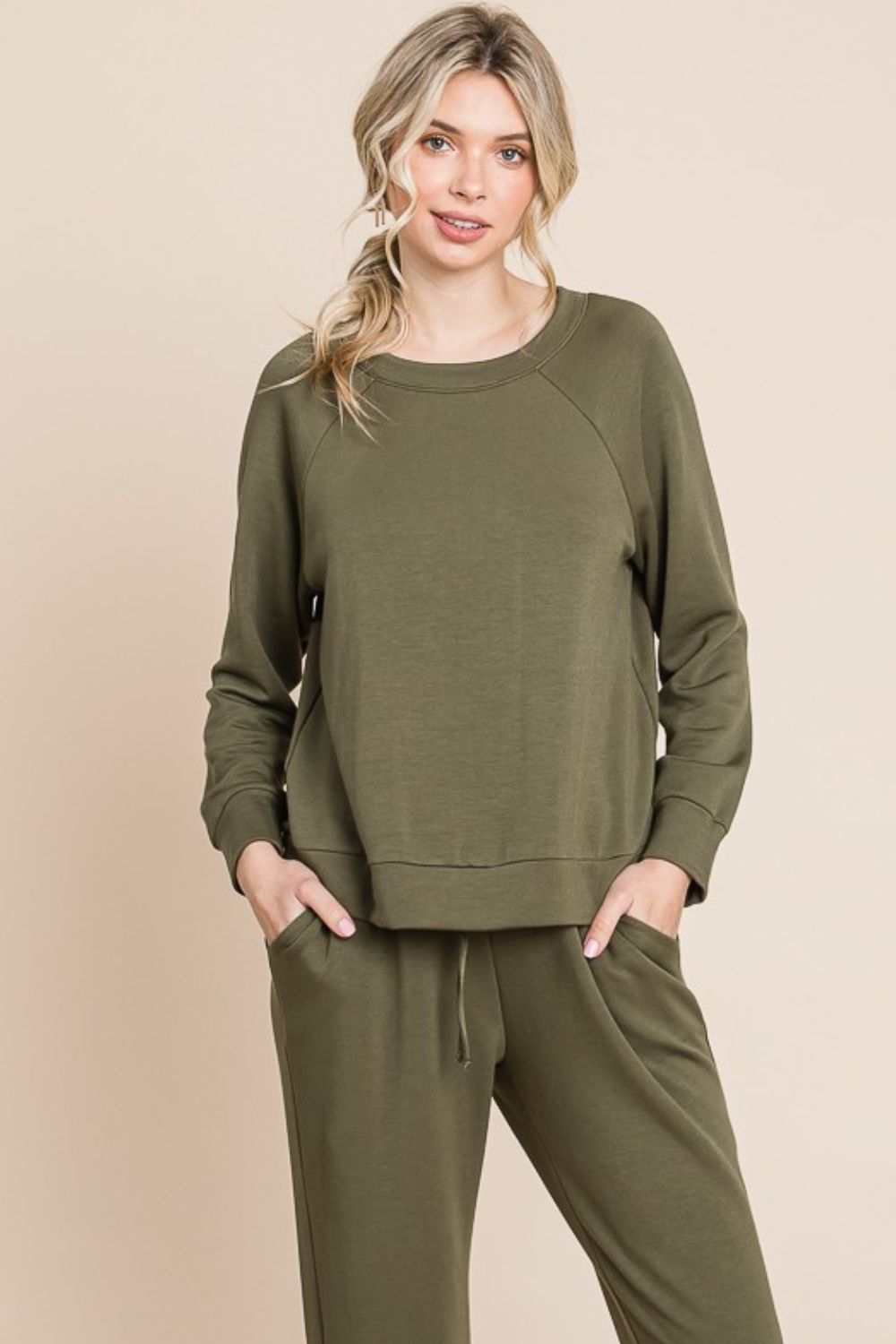 Super Lady Round Neck Raglan Sleeve Top and Pants Lounge Set Super Lady Round Neck Raglan Sleeve Top and Pants Lounge Set