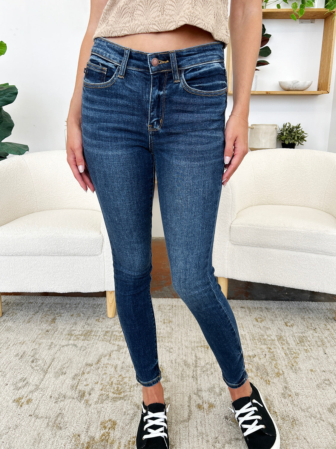 Judy Blue Full Size Classic Handsand Skinny Jeans Judy Blue Full Size Classic Handsand Skinny Jeans - TopFashionHQ