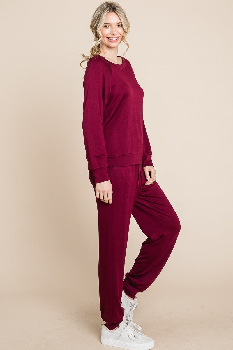 Super Lady Round Neck Raglan Sleeve Top and Pants Lounge Set Super Lady Round Neck Raglan Sleeve Top and Pants Lounge Set