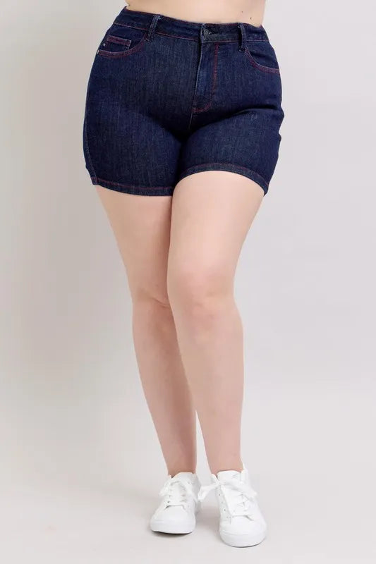 Judy Blue Plus Size HW Heart Shaped Pkts & Red Contrast Thread Denim Shorts 0829dd9a78054757a0624e54612e1806-Max-Origin