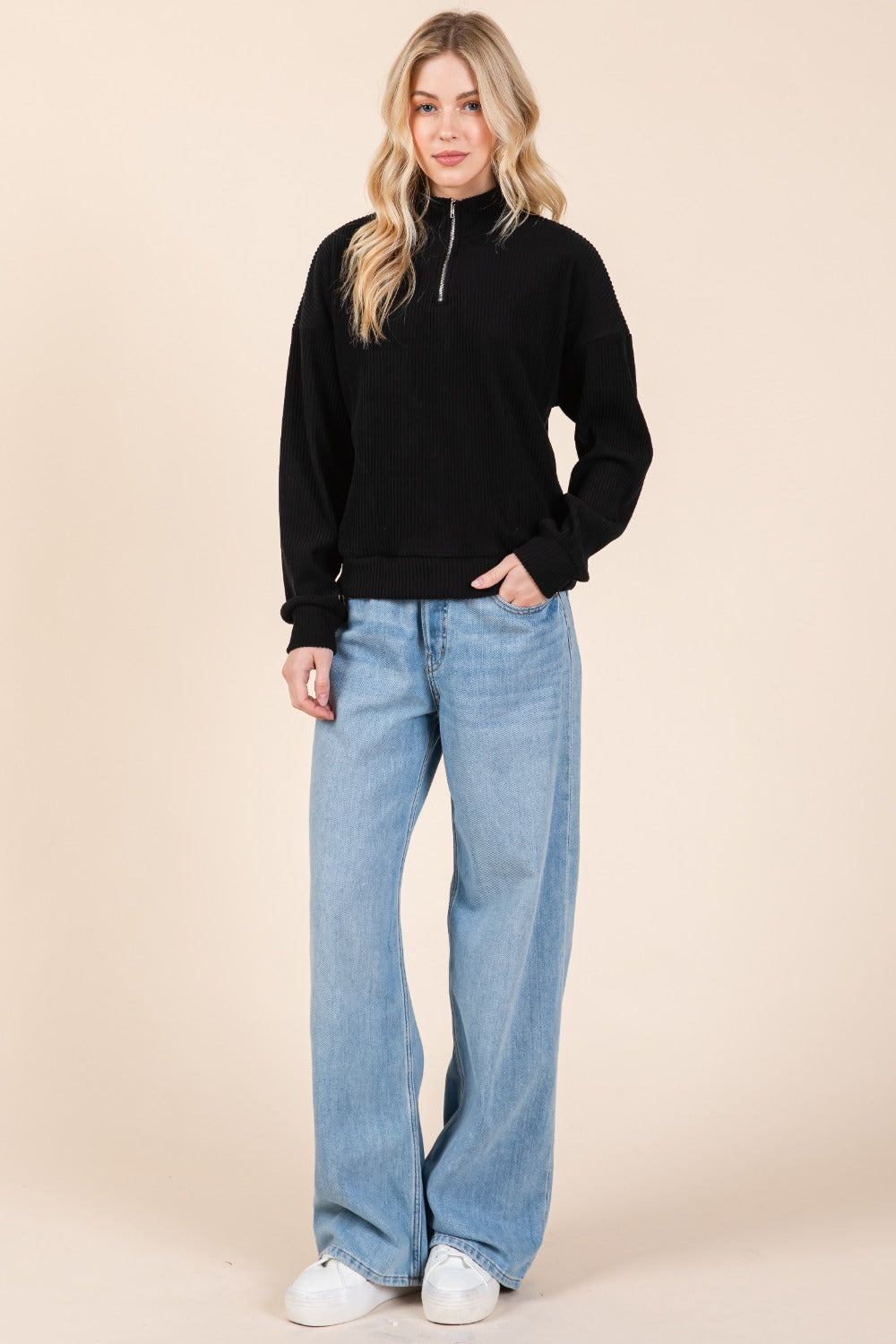 BOMBOM Quarter Zip Long Sleeve Sweatshirt with Pockets BOMBOM Quarter Zip Long Sleeve Sweatshirt with Pockets