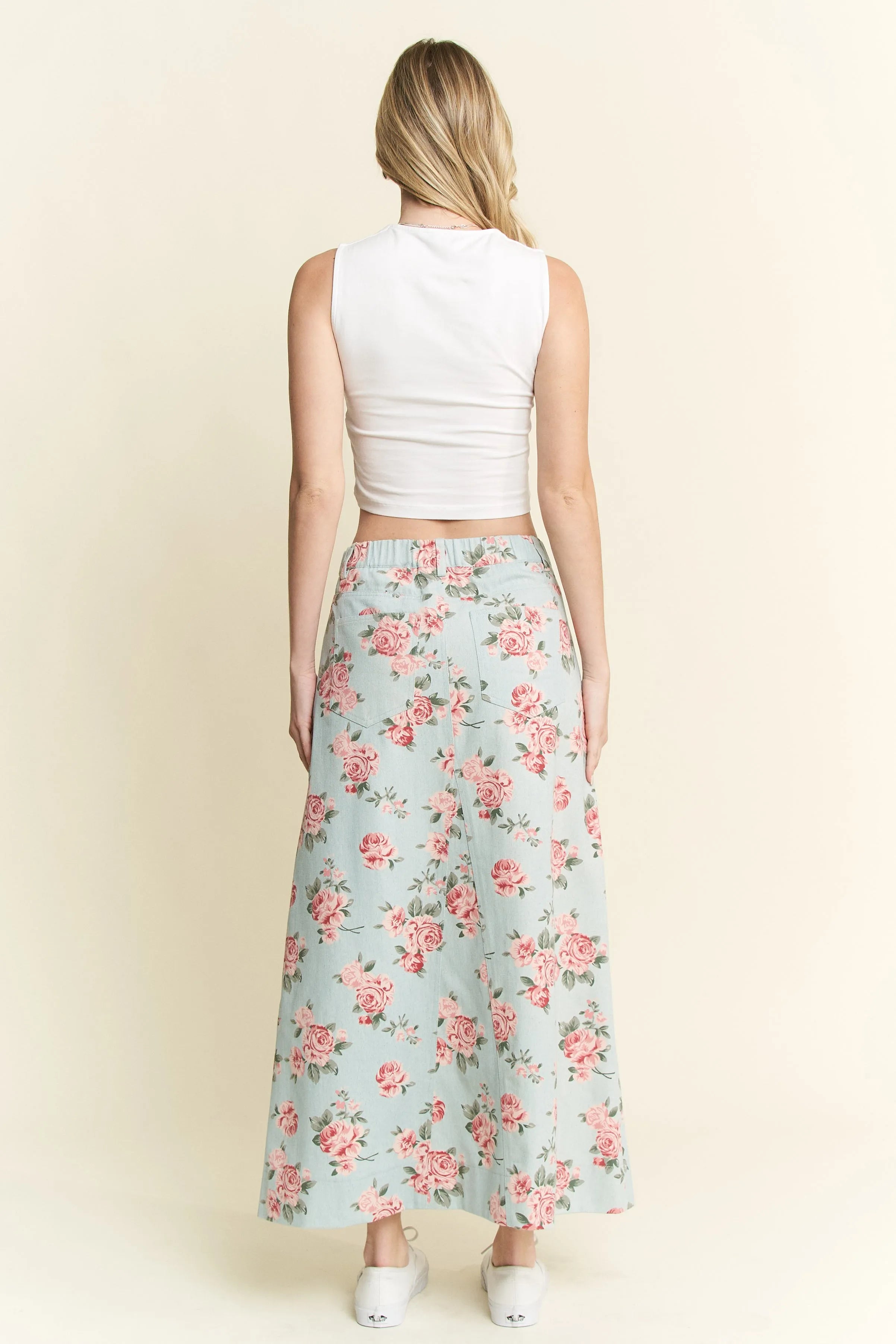 Jade By Jane Full Size Floral Print Front Slit Denim Maxi Skirt Plus Size 0b19b2760f1947179e0330501e08105c-Max-Origin