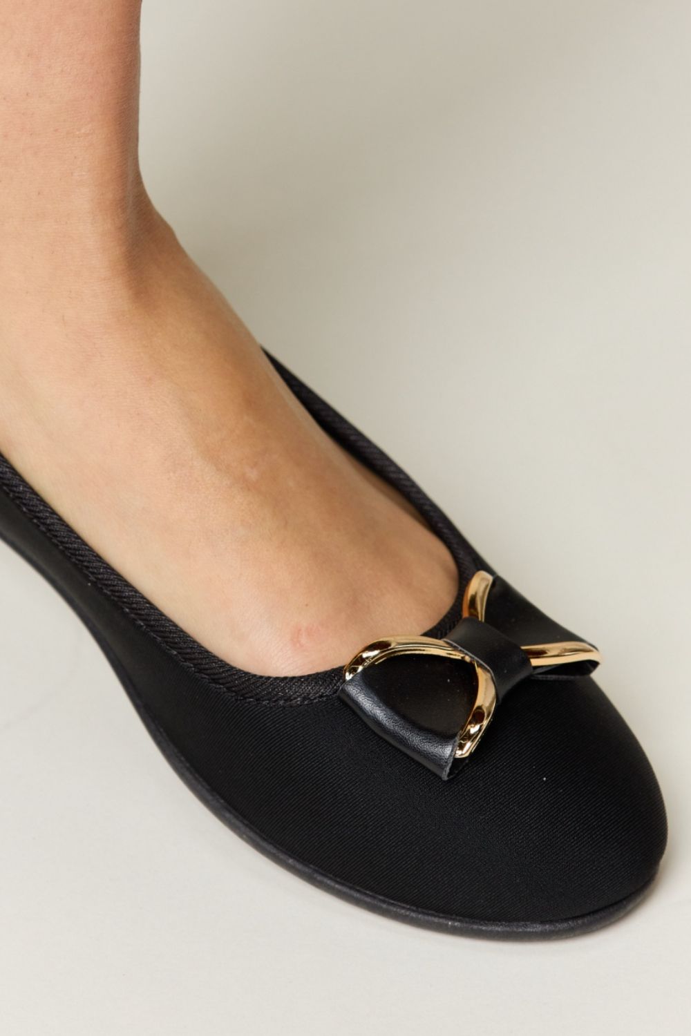 Forever Link Metal Buckle Flat Loafers Forever Link Metal Buckle Flat Loafers - TopFashionHQ