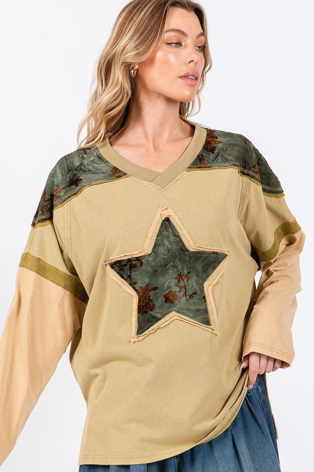 SAGE + FIG Star Patch Long Sleeve Color Block T-Shirt SAGE + FIG Star Patch Long Sleeve Color Block T-Shirt - TopFashionHQ