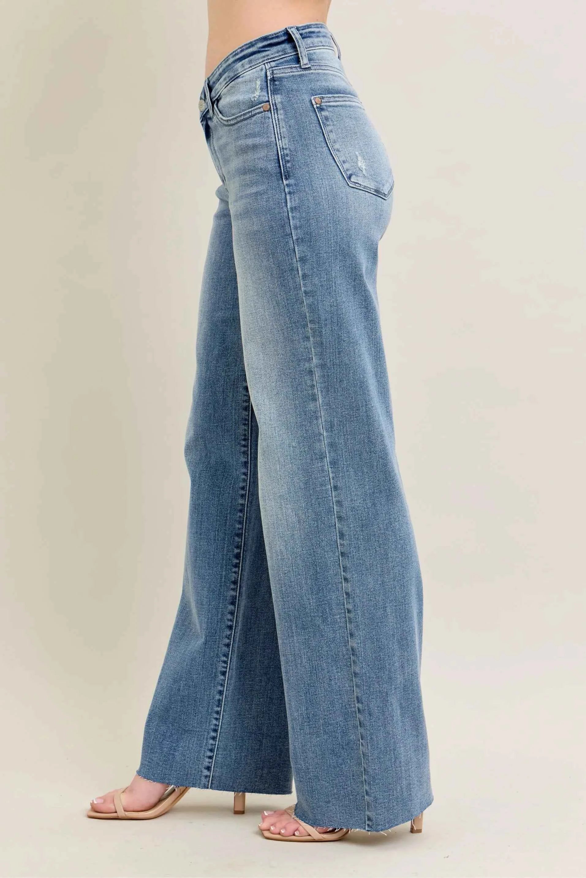 Judy Blue Full Size V - Front Baggy Jeans Plus Size Judy Blue Full Size V - Front Baggy Jeans Plus Size