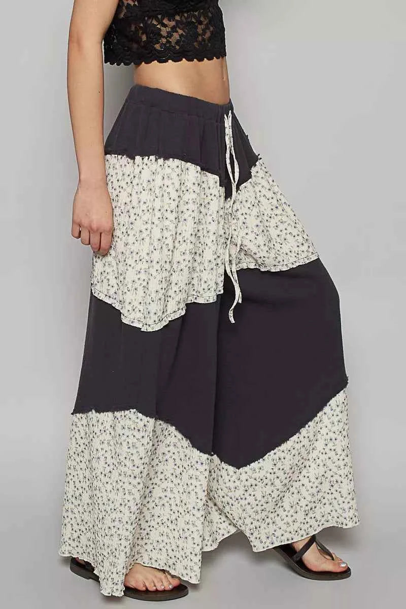 POL Contrast Floral Drawstring Wide Leg Pants POL Contrast Floral Drawstring Wide Leg Pants