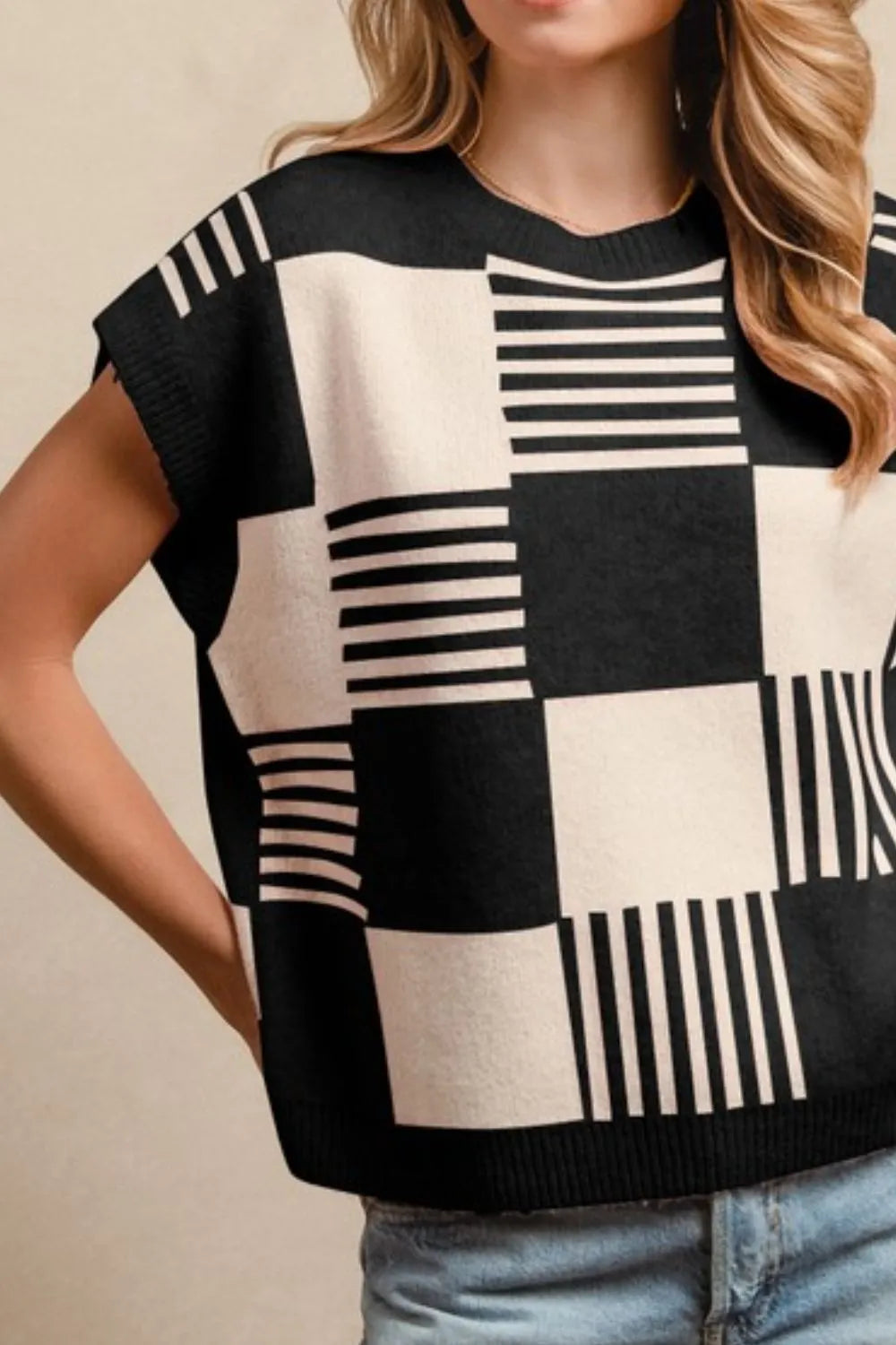 BiBi Checker With Stripes Pattern Sleeveless Sweater 1a8f1558-1e87-4c56-bb0b-47a66245a275-Max-Origin