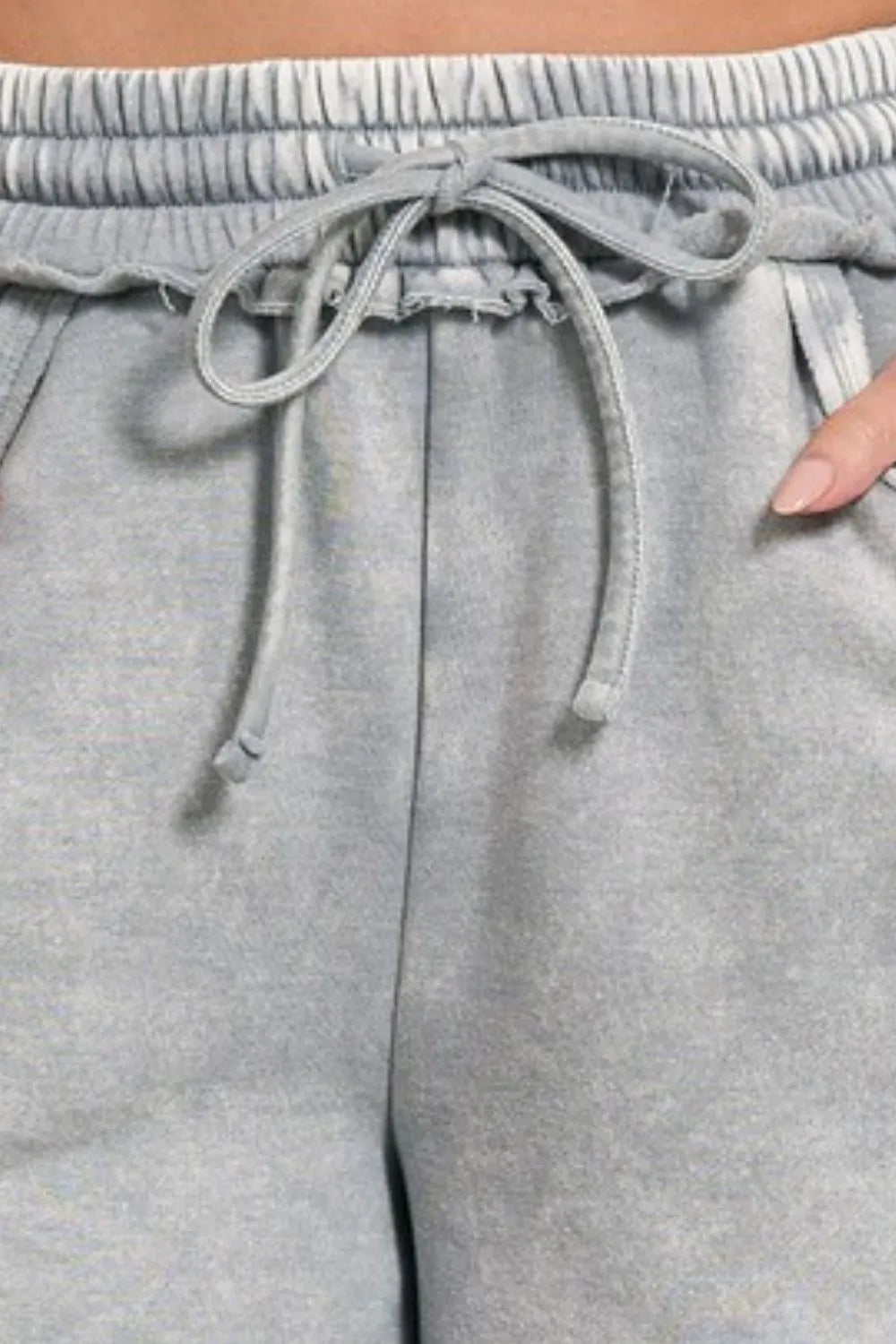 Zenana Acid Wash Fleece Drawstring Shorts With Pockets 1f62278e-ccdd-4a54-94b6-b1648f751b31-Max-Origin