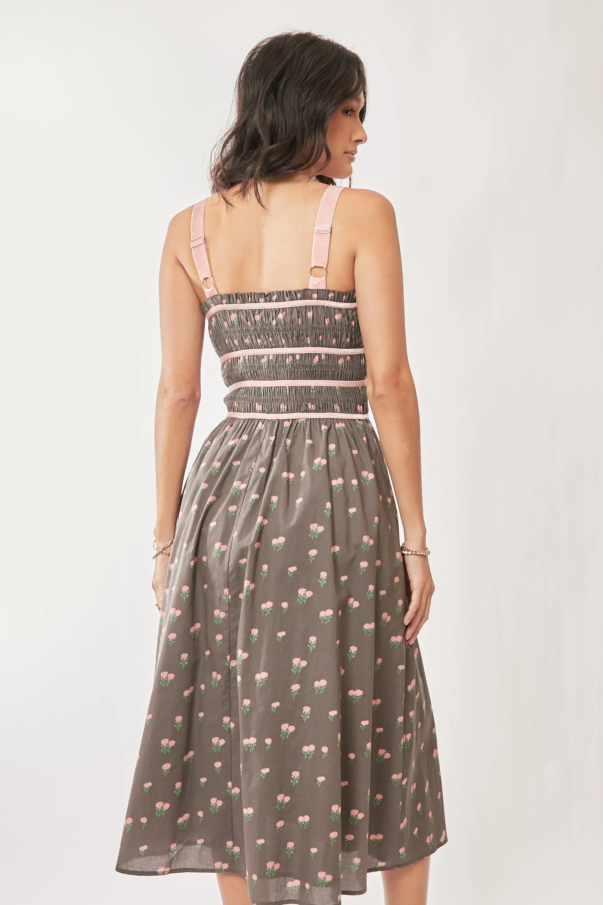 Davi & Dani Contrast Velvet Tape Smocking Bodice Midi Dress 217cb36758fb4f5382aa7c652f2ec0fd-Max-Origin