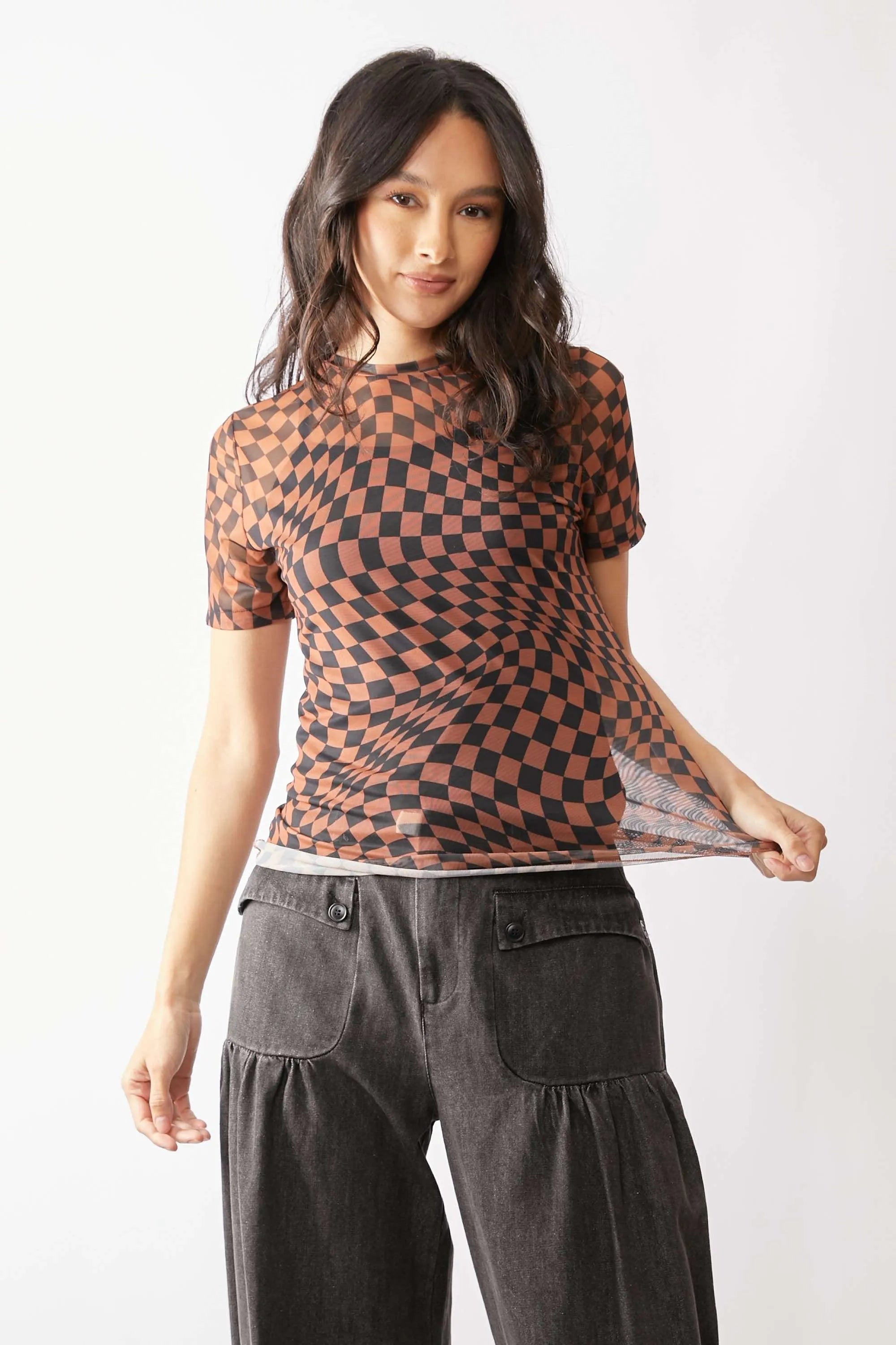 Davi & Dani Checker Board Printed Mesh Short Sleeve Top 22b44f99ff0b463282bdc5a2e3bac545-Max-Origin
