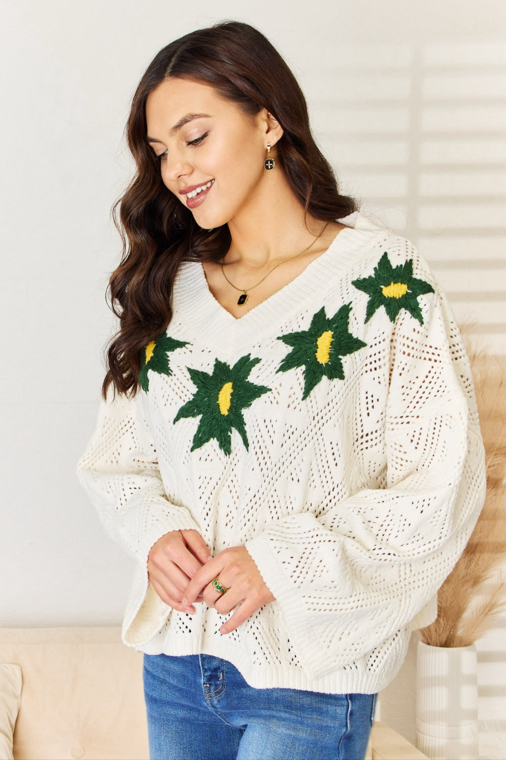 POL Floral Embroidered Pattern V-Neck Sweater POL Floral Embroidered Pattern V-Neck Sweater - TopFashionHQ