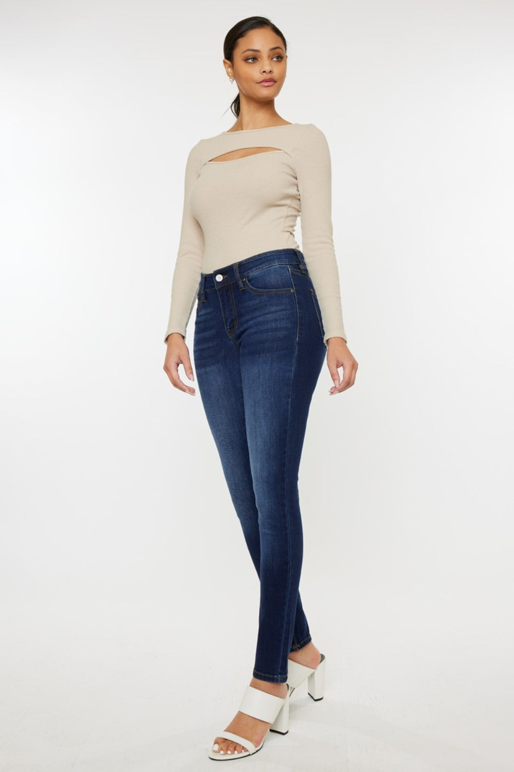 Kancan Mid Rise Gradient Skinny Jeans Kancan Mid Rise Gradient Skinny Jeans - TopFashionHQ