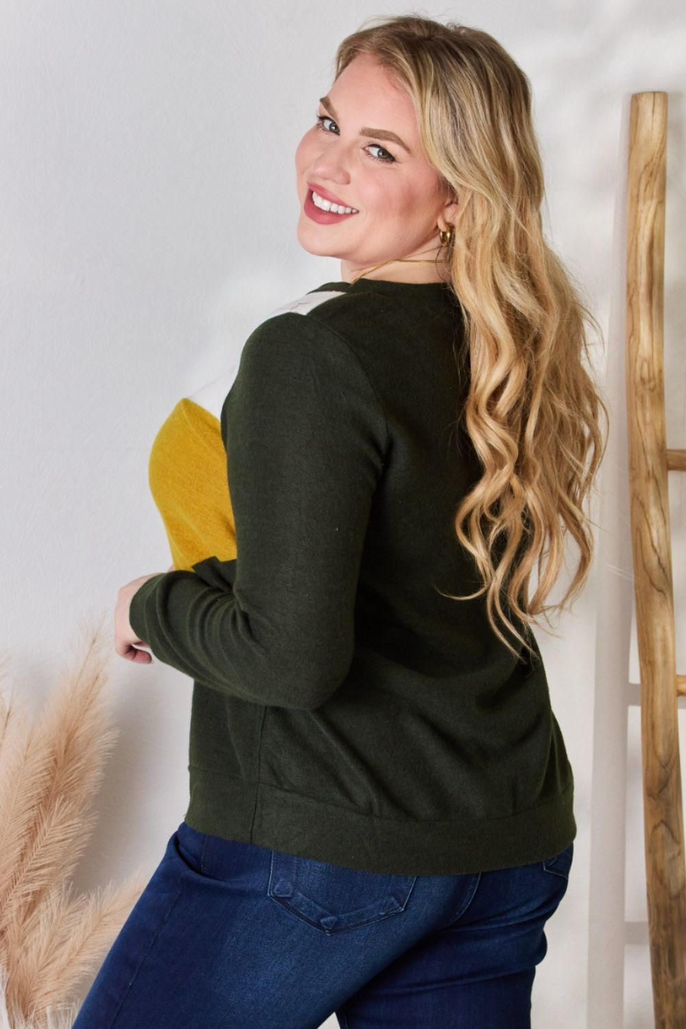 Hailey & Co Full Size Colorblock V-Neck Blouse Hailey & Co Full Size Colorblock V-Neck Blouse - TopFashionHQ