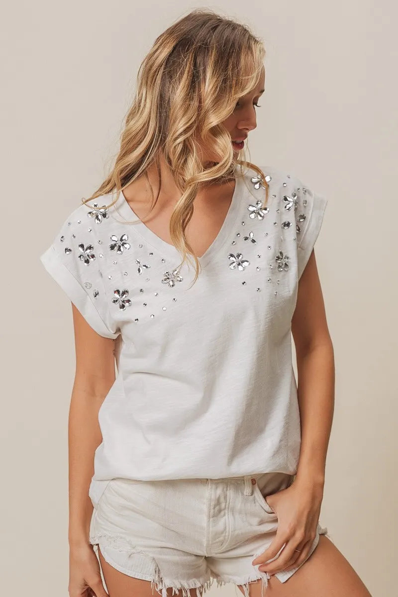 BiBi Slub Jersey Rhinestone V Neck Top 2a023ffb68a845feb09f9d300a896494-Max-Origin