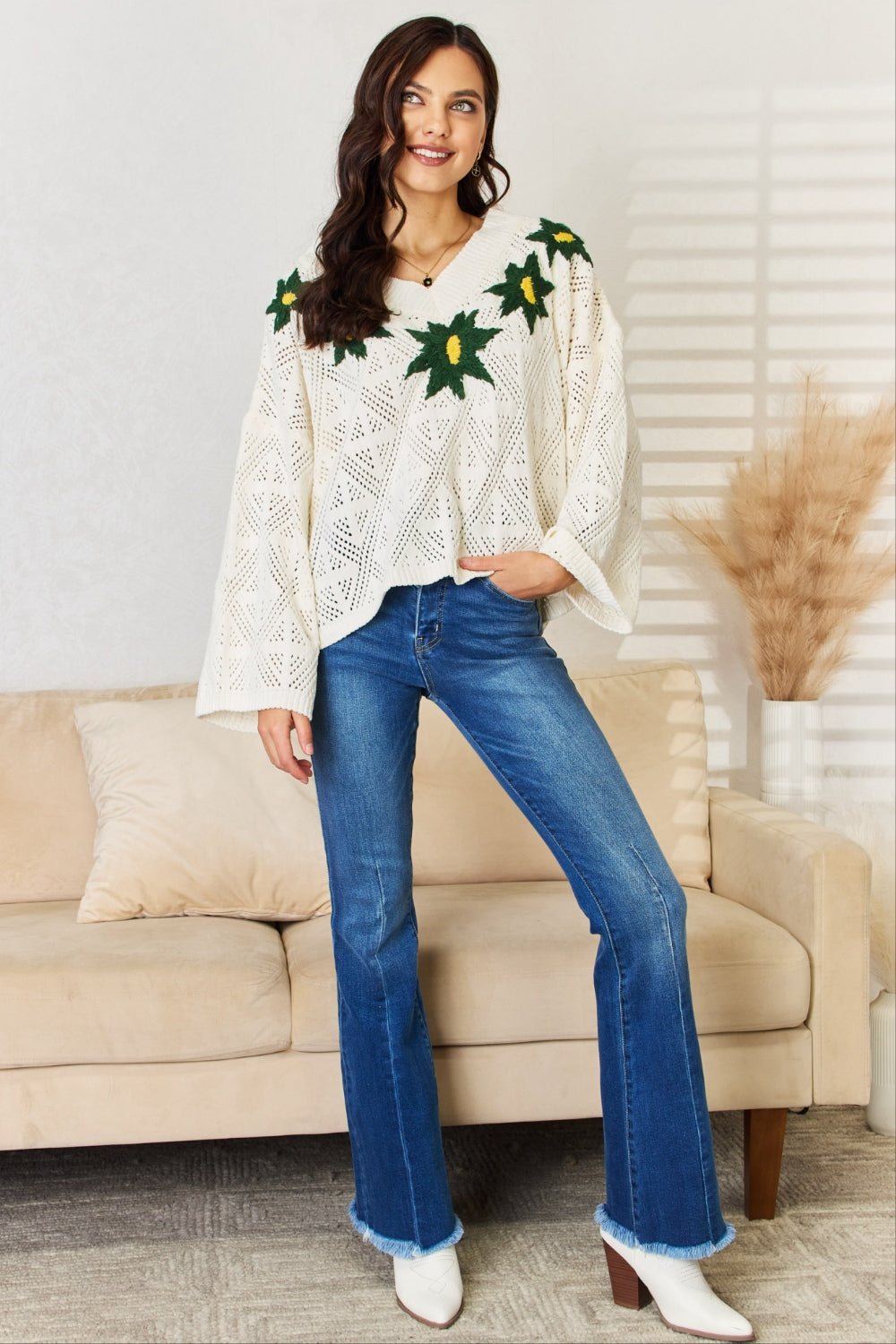 POL Floral Embroidered Pattern V-Neck Sweater POL Floral Embroidered Pattern V-Neck Sweater - TopFashionHQ
