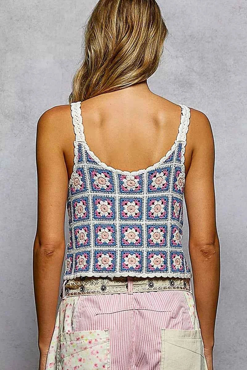 POL Scalloped Edge Cropped Crochet Cami with Granny Square Pattern POL Scalloped Edge Cropped Crochet Cami with Granny Square Pattern