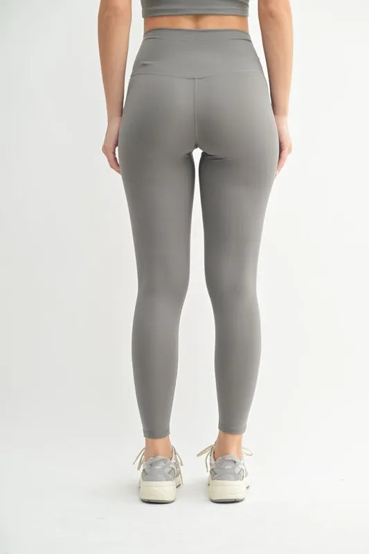 MONO B Venice Cloud Light Contour High-Waisted Leggings 2e57498b75ce40b681dfa882fb232f17-Max-Origin