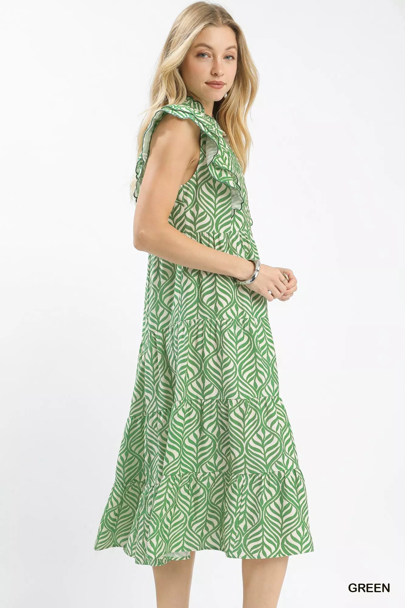 Umgee Leaf Print Tiered Midi Dress with Ruffle Detail 318e3882-bfe1-4050-817e-3095a85816a1-Max-Origin