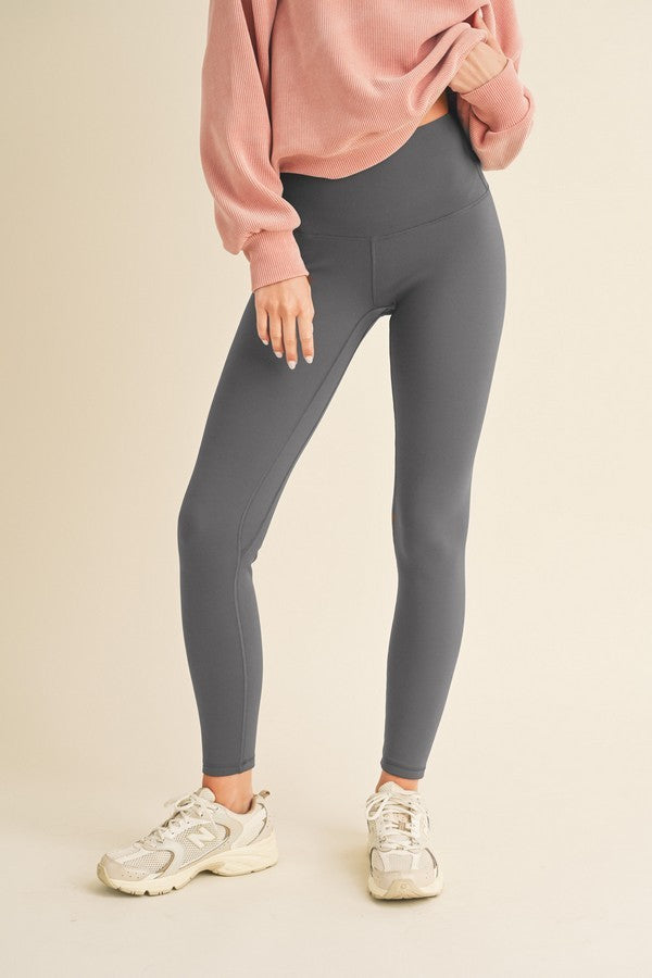 Yelete Full Size Fleece Lined High Waisted Leggings Yelete Full Size Fleece Lined High Waisted Leggings