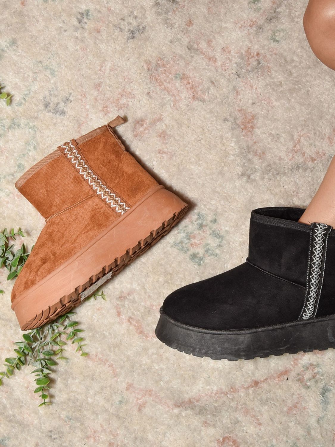 WILD DIVA Round Toe Platform Boots WILD DIVA Round Toe Platform Boots - TopFashionHQ