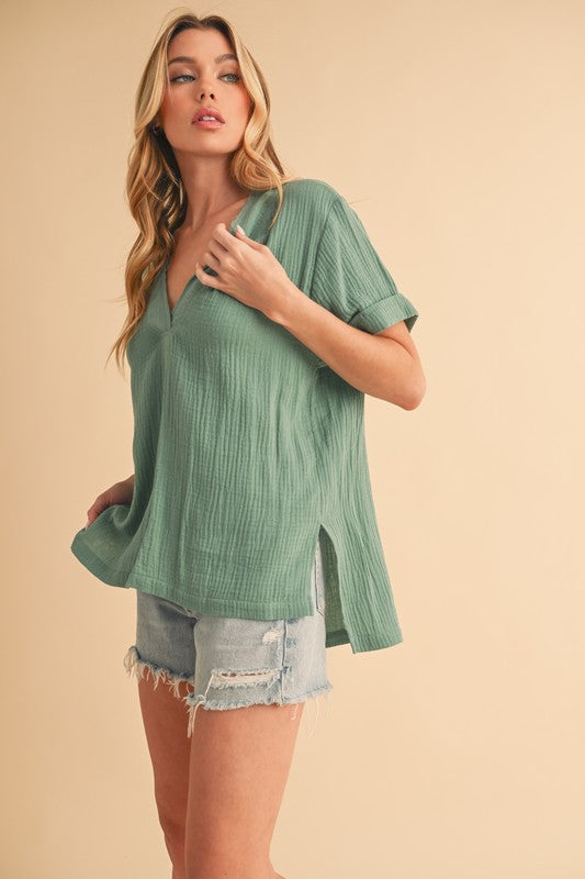 Aemi + Co Side Slit V-Neck Short Sleeve Blouse 37ff6673-0495-4ab0-b019-6553f03f021a-Max