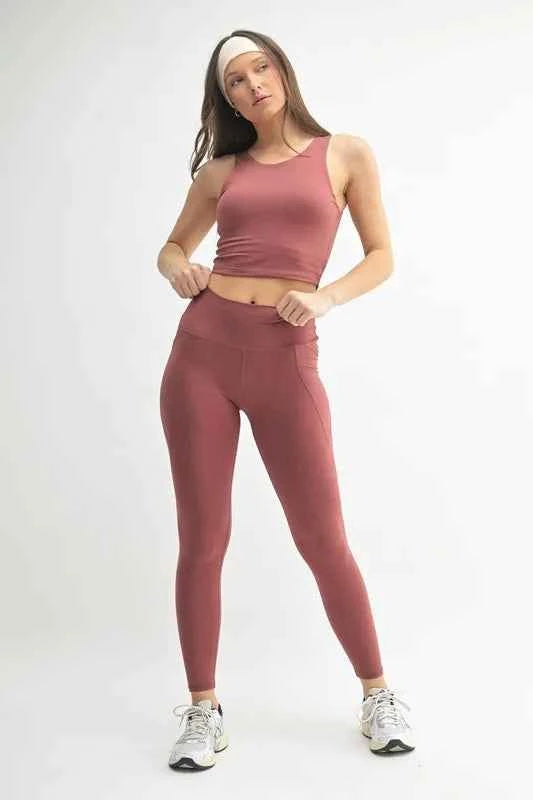 MONO B Venice Cloud Light Sculpt High-Waisted Leggings MONO B Venice Cloud Light Sculpt High-Waisted Leggings