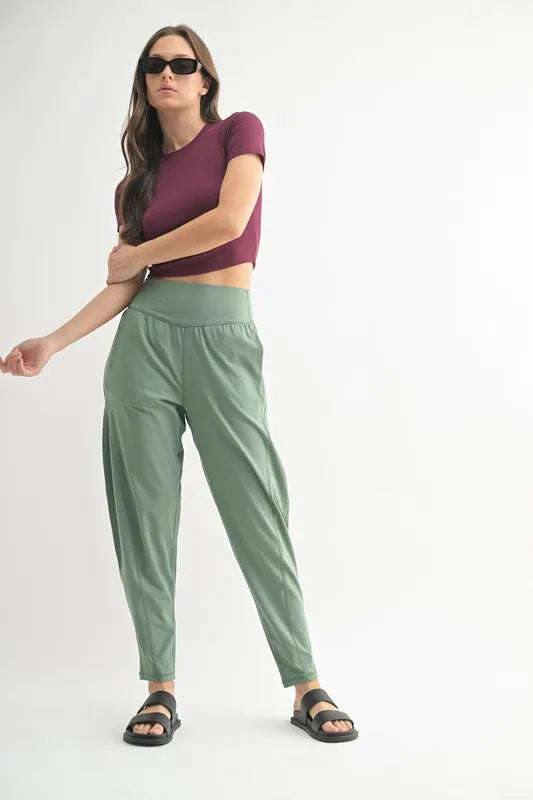 MONO B Flowbarrel High Waist Active Pants 3c95c0d6cf3b43149ad1d41cf3308024-Max-Origin