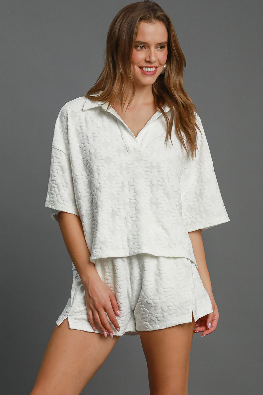 Umgee Floral Elastic Waist Jacquard Shorts with Pockets Umgee Floral Elastic Waist Jacquard Shorts with Pockets - TopFashionHQ