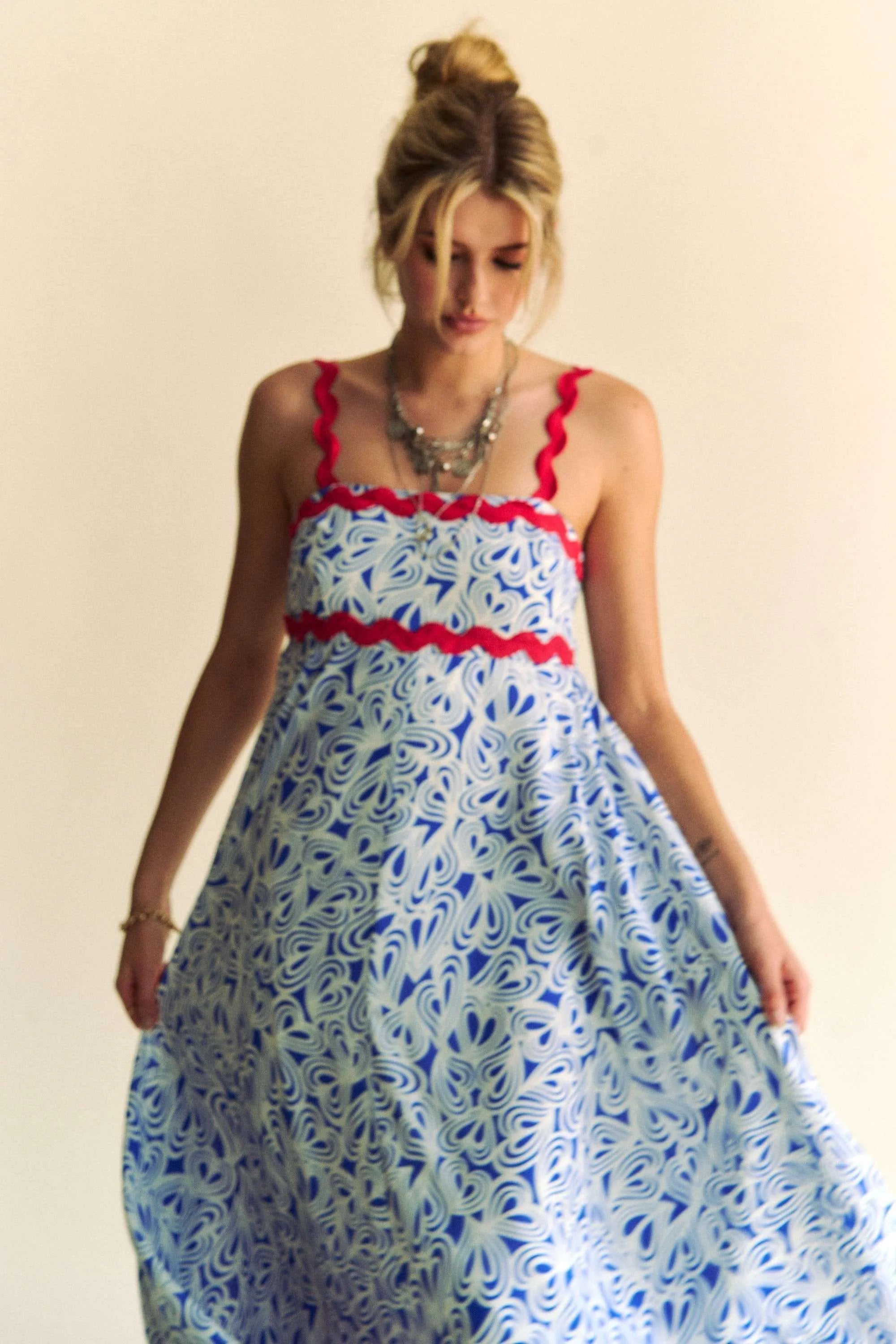 Davi & Dani Geo 2 Tone Printed Wavi Trim Tiered Maxi Dress 47f4daa5826a4d53a5ed0a6b9a867794-Max-Origin