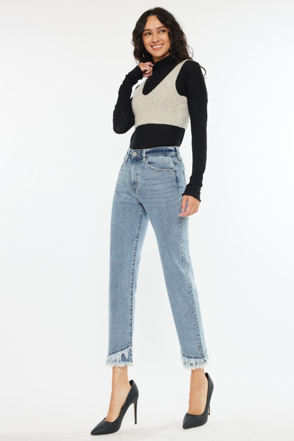 Kancan Raw Hem High Rise Straight Jeans Kancan Raw Hem High Rise Straight Jeans - TopFashionHQ