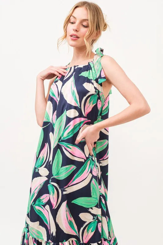And The Why Botanical Printed Halterneck Tiered Maxi Dress 4f714bfecb4c4e28815f53ac2958a516-Max-Origin