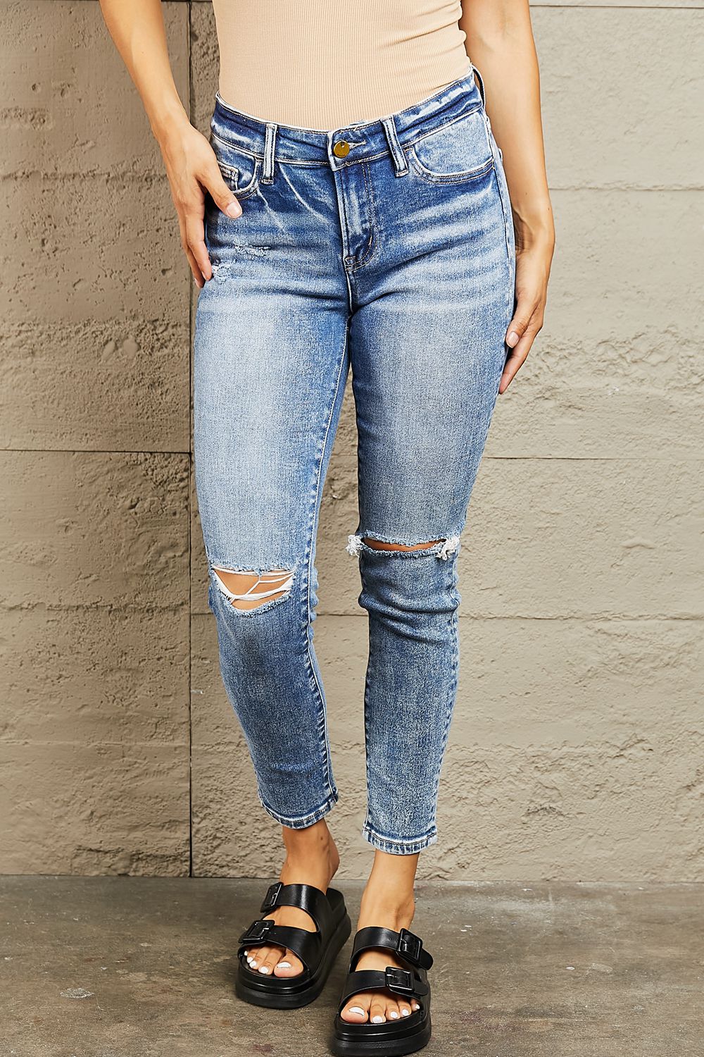 BAYEAS Mid Rise Distressed Skinny Jeans BAYEAS Mid Rise Distressed Skinny Jeans - TopFashionHQ