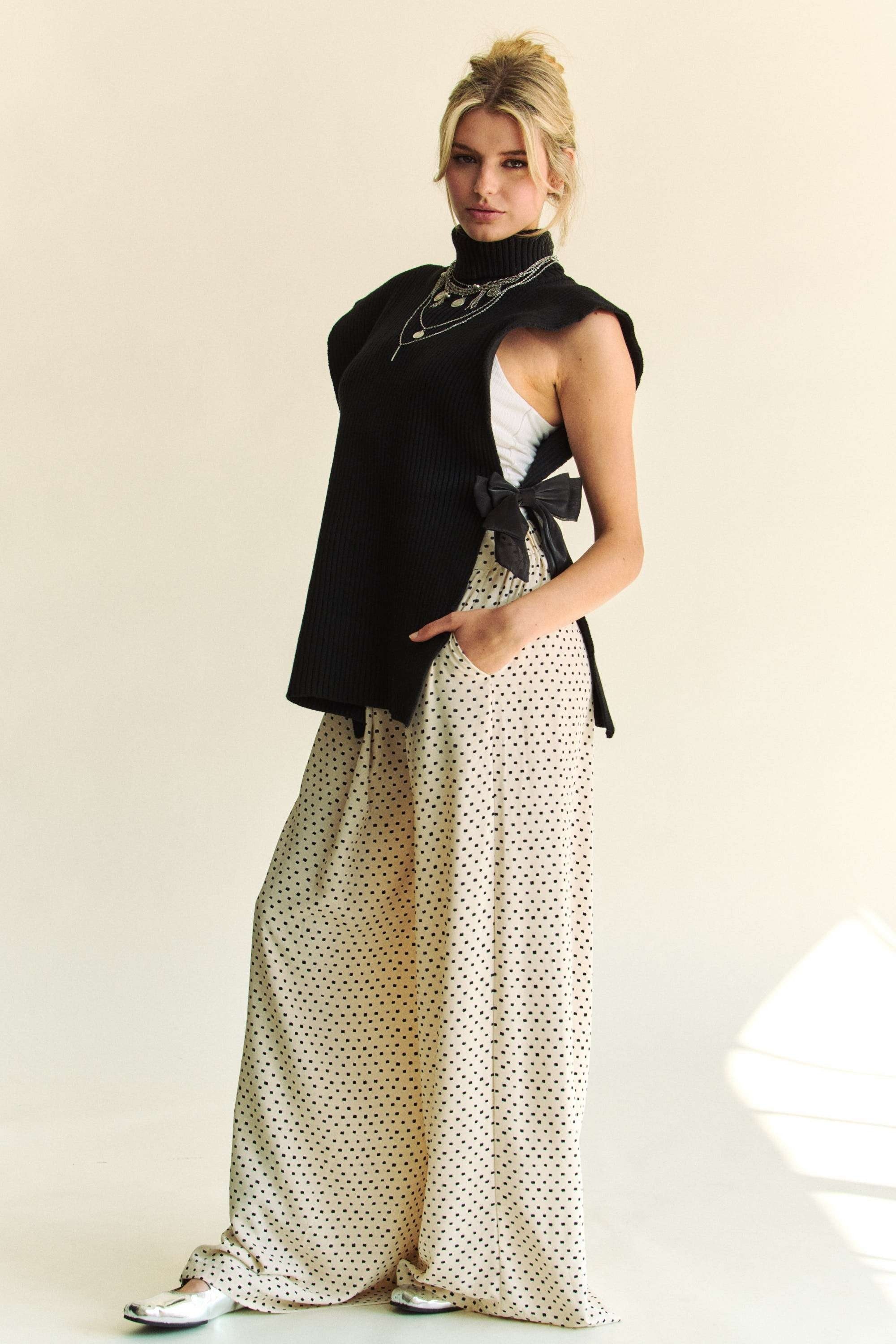 Davi & Dani Side Split Turtleneck Sleeveless Knit Top Davi & Dani Side Split Turtleneck Sleeveless Knit Top