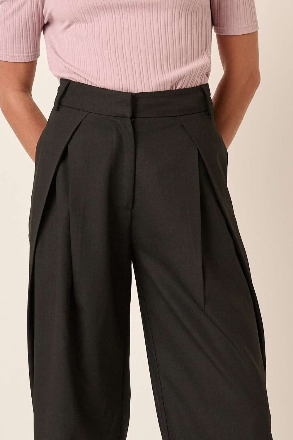 Mittoshop Deep Pleated High Waisted Wide Leg Pants Mittoshop Deep Pleated High Waisted Wide Leg Pants