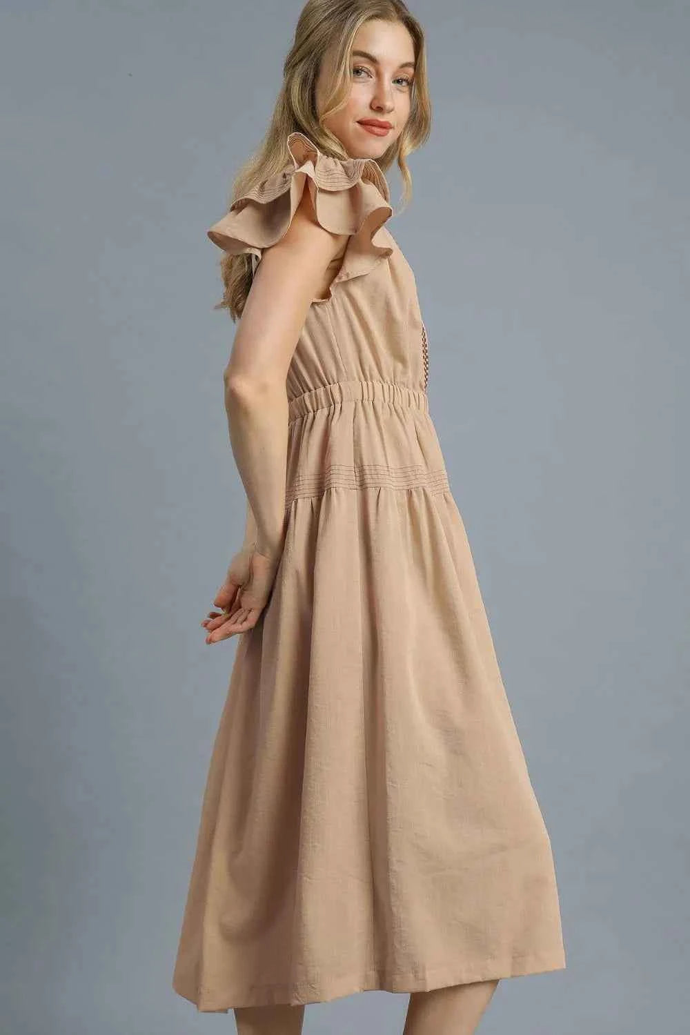 Umgee Ruffled Cap Sleeve Midi Dress with Contrast Trim Detail Umgee Ruffled Cap Sleeve Midi Dress with Contrast Trim Detail