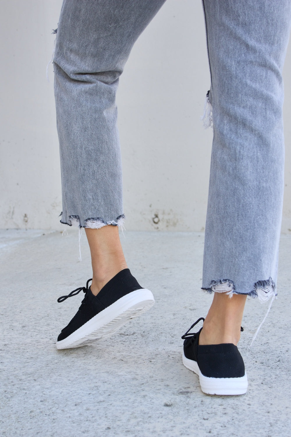 Forever Link Flat Round Toe Lace-Up Sneakers Forever Link Flat Round Toe Lace-Up Sneakers - TopFashionHQ