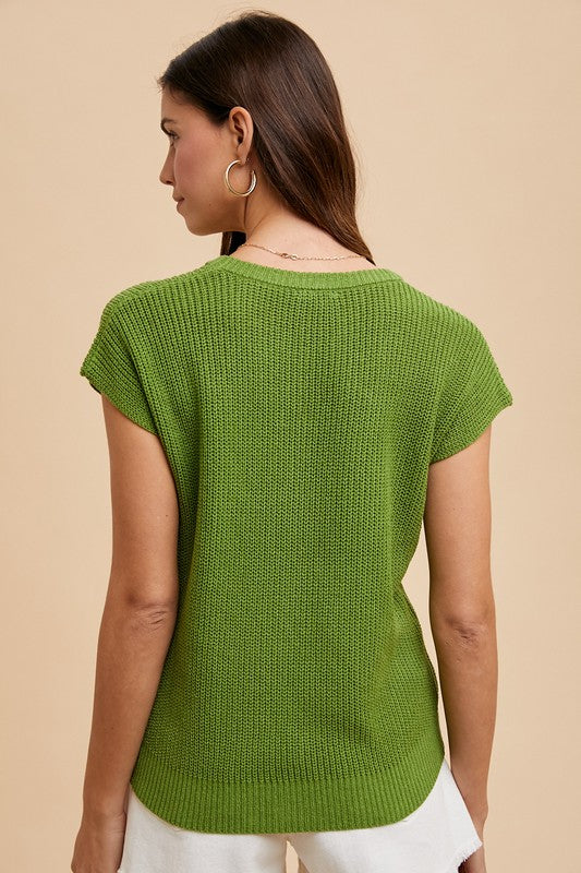 Annie Wear Round Neck Short Sleeve Sweater Annie Wear Round Neck Short Sleeve Sweater