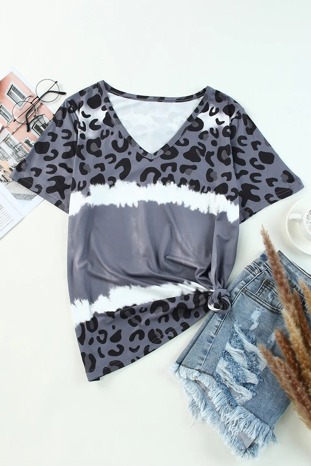 Leopard V-Neck Short Sleeve T-Shirt Leopard V-Neck Short Sleeve T-Shirt - TopFashionHQ