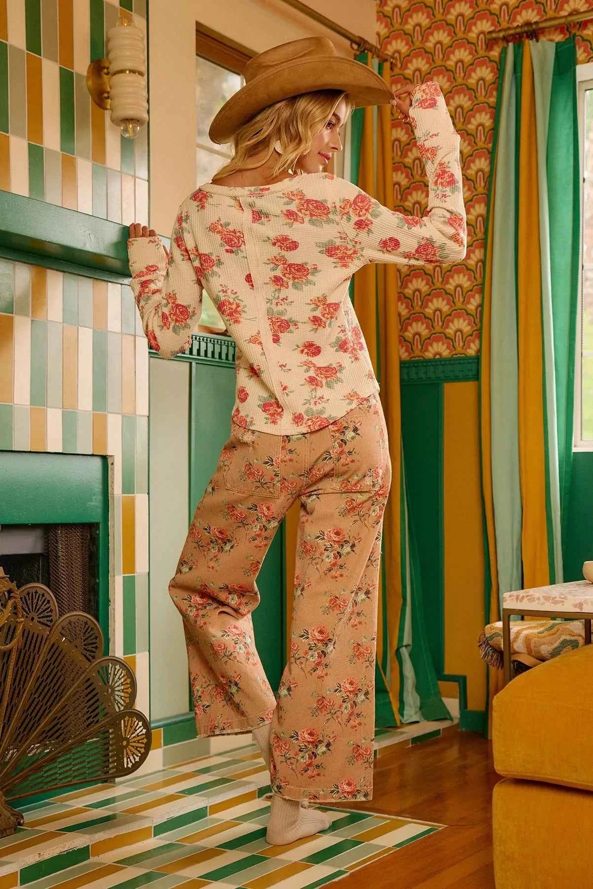 BiBi Floral Print Washed Waffle Thermal Top With Thumb BiBi Floral Print Washed Waffle Thermal Top With Thumb