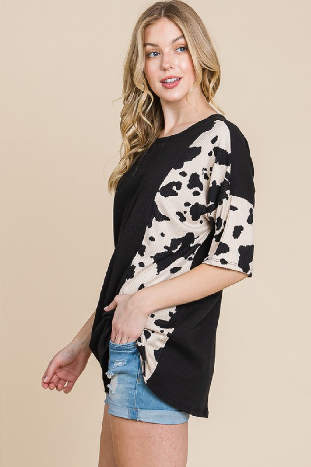 BOMBOM Rodeo Love Ribbed Animal Contrast Tee BOMBOM Rodeo Love Ribbed Animal Contrast Tee - TopFashionHQ