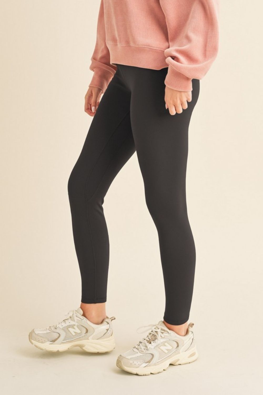 Yelete Full Size Fleece Lined High Waisted Leggings Yelete Full Size Fleece Lined High Waisted Leggings