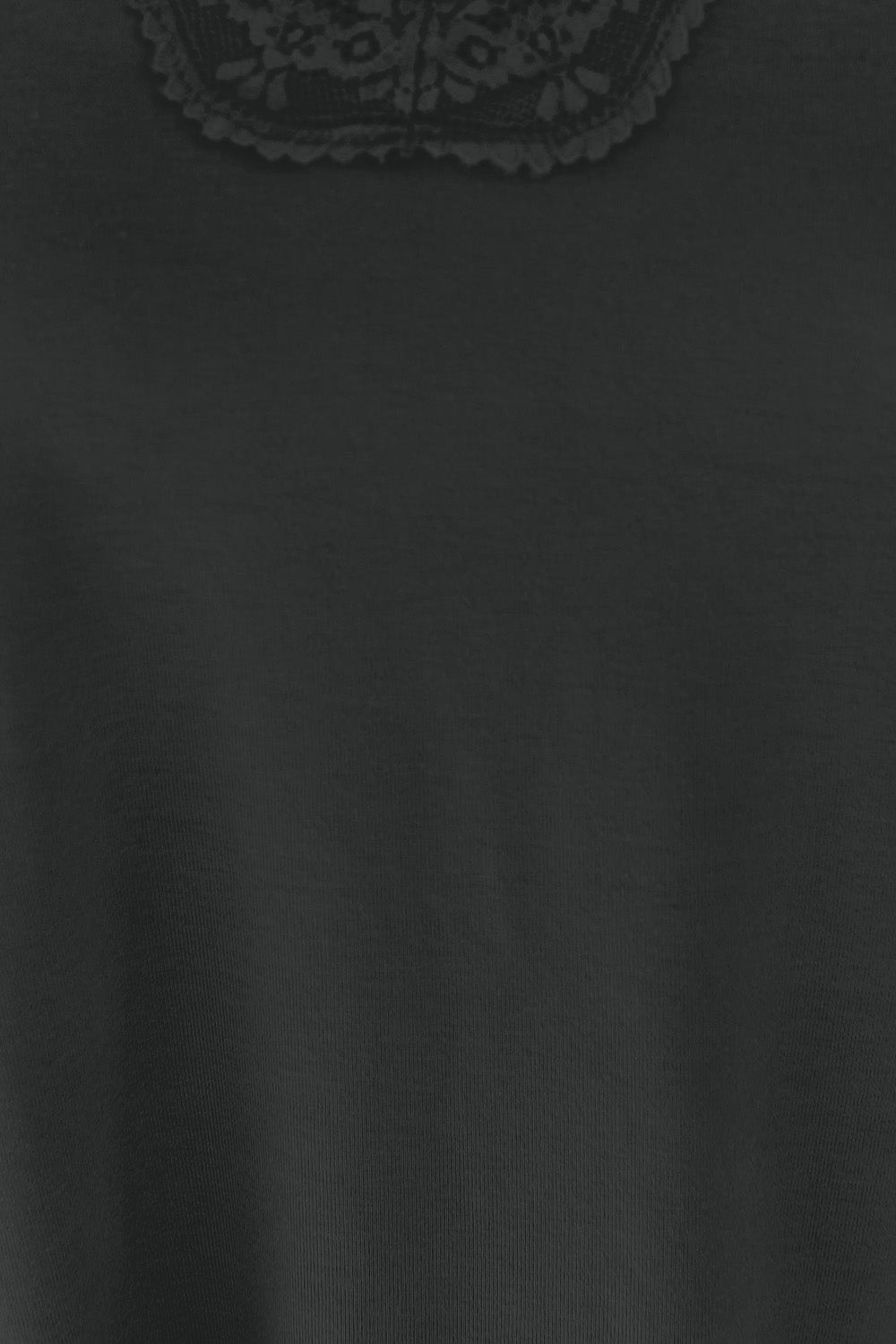 Basic Bae Full Size Lace Detail V-Neck Cutout Cami Basic Bae Full Size Lace Detail V-Neck Cutout Cami - TopFashionHQ