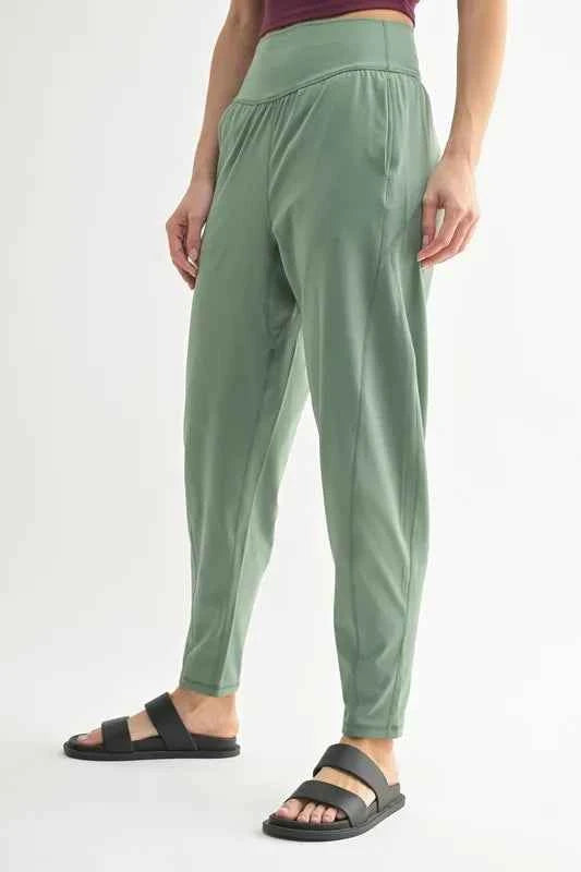 MONO B Flowbarrel High Waist Active Pants MONO B Flowbarrel High Waist Active Pants