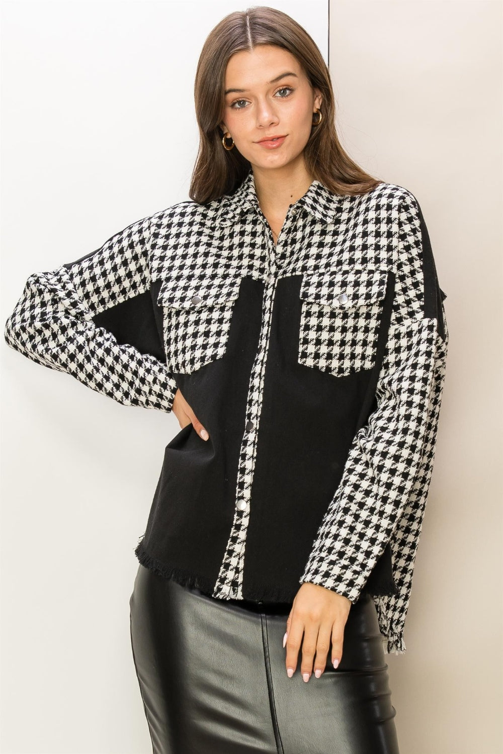 HYFVE Houndstooth Contrast Raw Hem Jacket HYFVE Houndstooth Contrast Raw Hem Jacket - TopFashionHQ