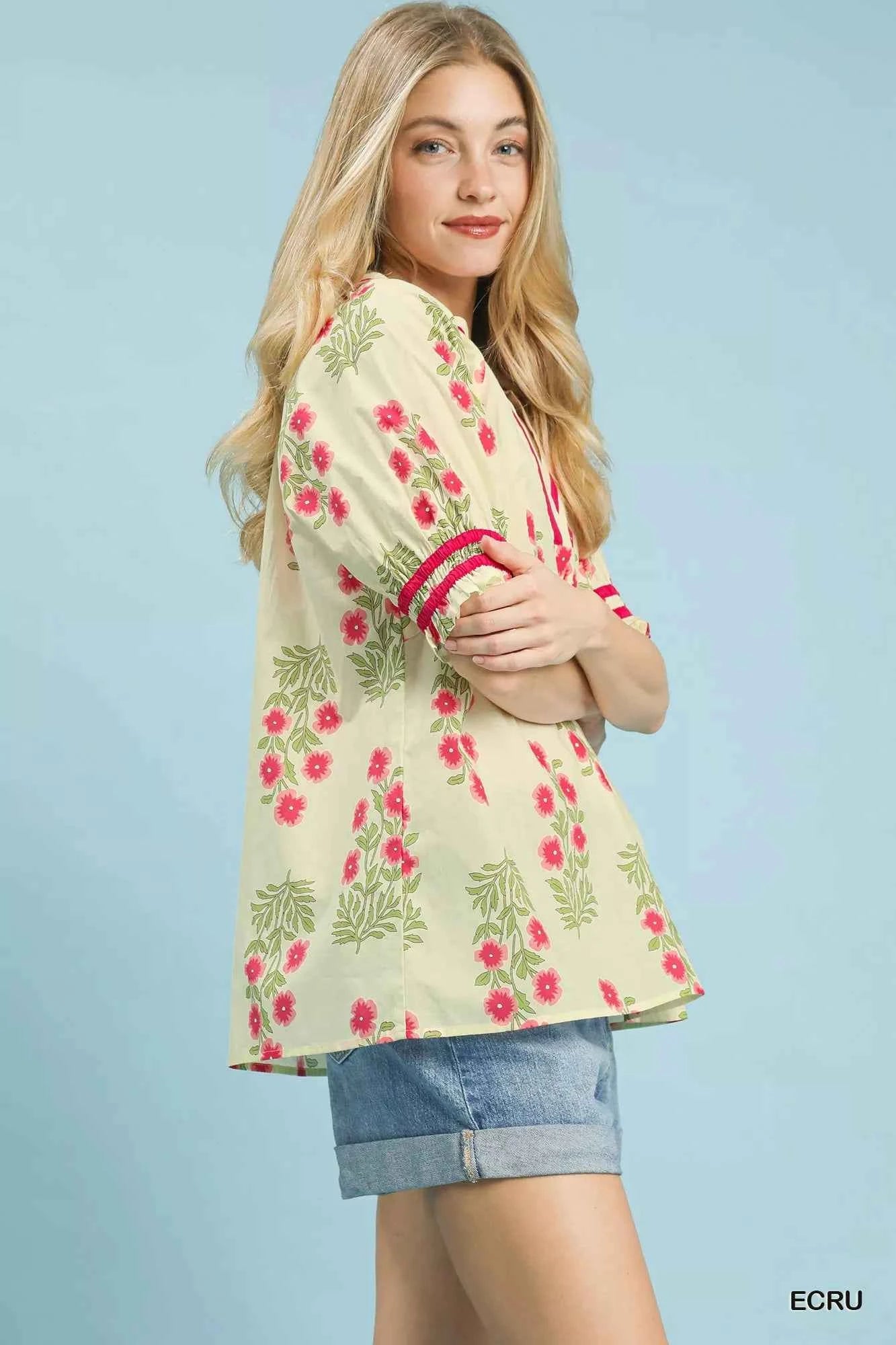 Umgee Floral V-Neck Puff Sleeve Top Umgee Floral V-Neck Puff Sleeve Top