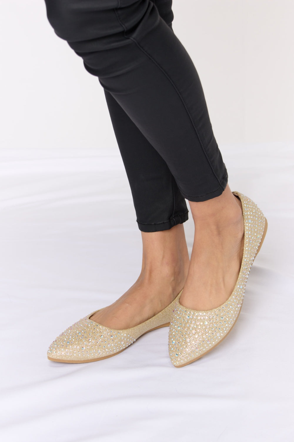 Forever Link Rhinestone Point Toe Flat Slip-Ons Forever Link Rhinestone Point Toe Flat Slip-Ons - TopFashionHQ
