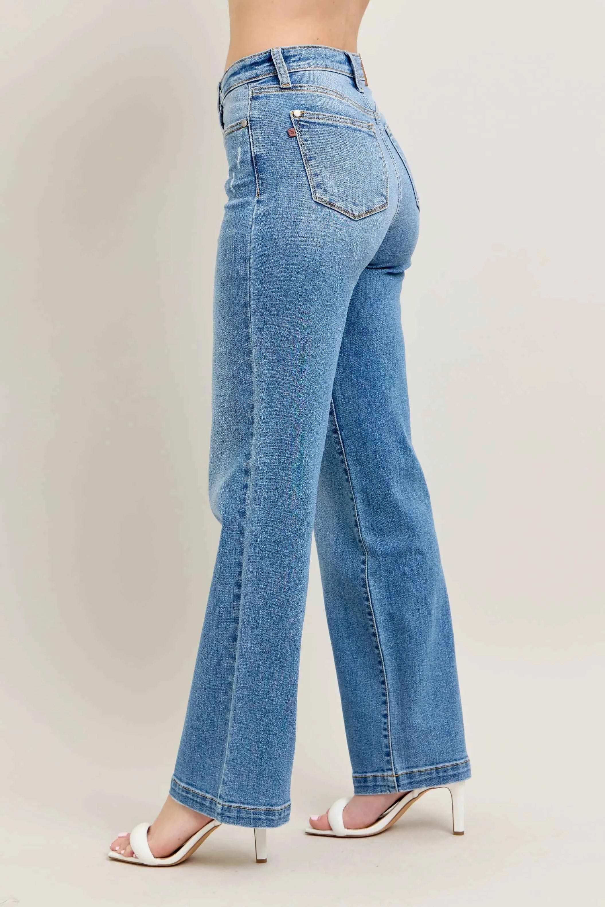 Judy Blue Full Size High Waist Straight Jeans Plus Size Judy Blue Full Size High Waist Straight Jeans Plus Size