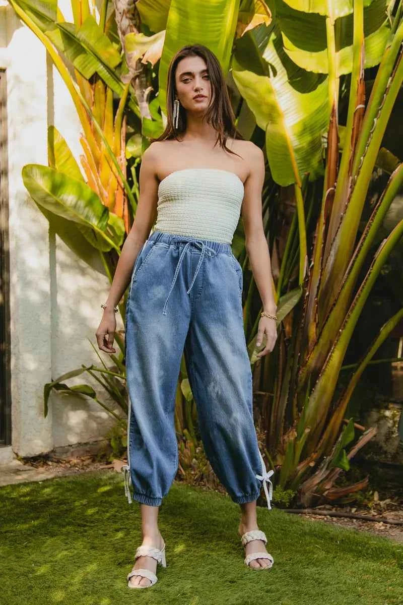 BiBi Striped Tape Details With Bot Tied Point Elastic Waist Jeans BiBi Striped Tape Details With Bot Tied Point Elastic Waist Jeans